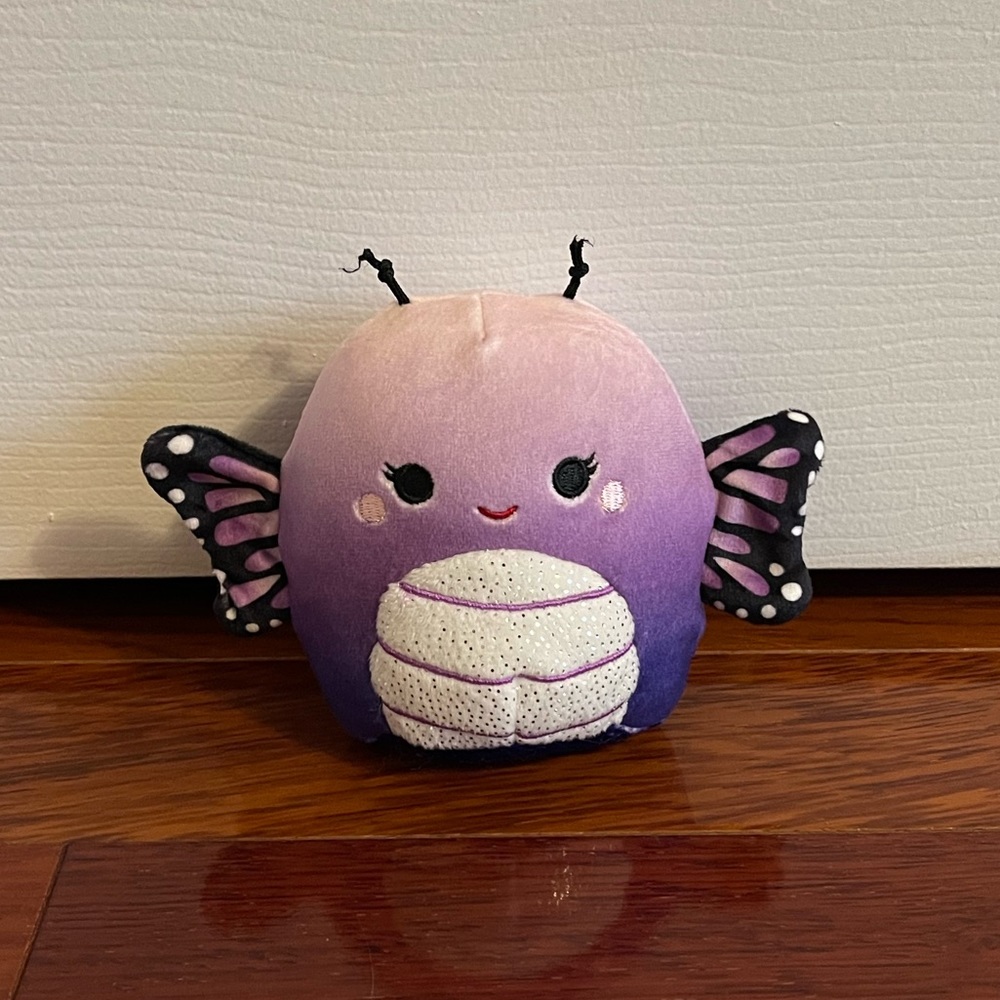 Rida the Butterfly 4” Capsule Squishmallow